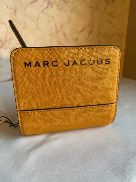 Marc Jacobs Genuine Wallet Golden Poppy Credit Card Holder Coin Purse NWT Small Marc Jacobs Genuine Wallet Golden Poppy Credit Card Holder Coin Purse NWT Small