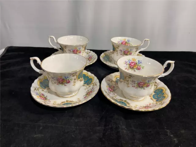 4 Royal Albert Berkeley Tea Cups & Saucers