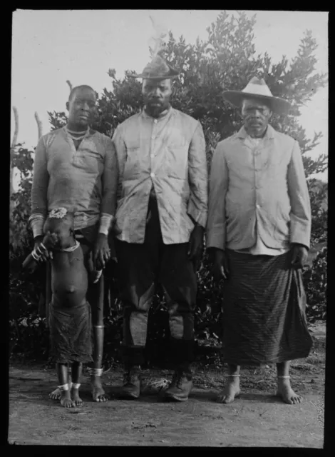 ANTIQUE Magic Lantern Slide GROUP OF STERN MEN C1910 PHOTO TANZANIA ? AFRICA