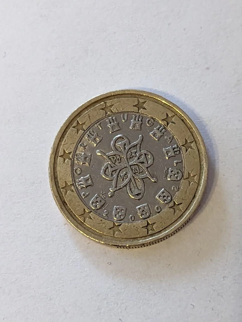 pièce 2 euro Portugal année 2002 fauté étoiles sur le bord