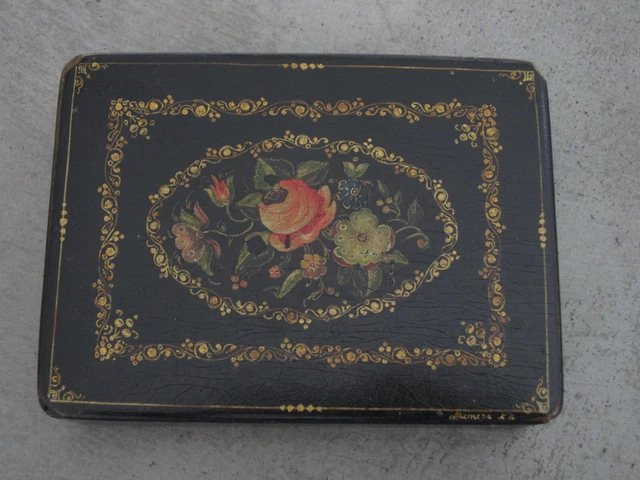 Alte russische Lackdose, Blumenmalerei, Pappmaché, Tabatiere, signiert, um 1900
