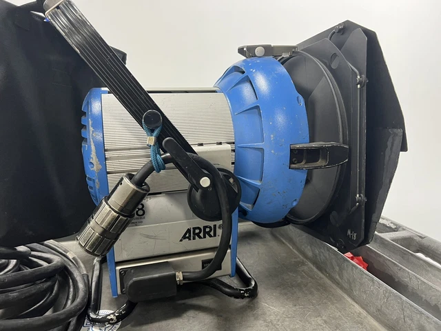 Authentic Arri M18 HMI with POWER GEMS HIGH SPEED BALLAST Authentic Arri M18 HMI with POWER GEMS HIGH SPEED BALLAST