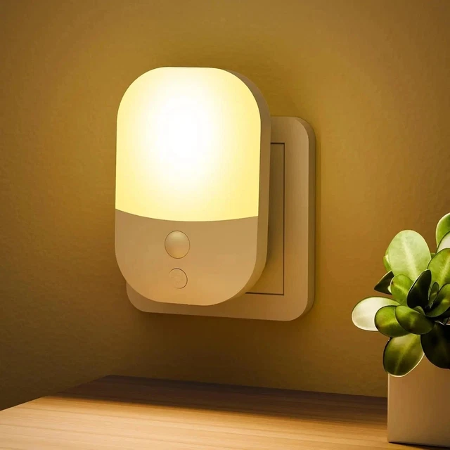 Socget AURAGLOW PLUGIN PIR Motion Sensor Hallway Plug Socket LED Night Light £ ...
