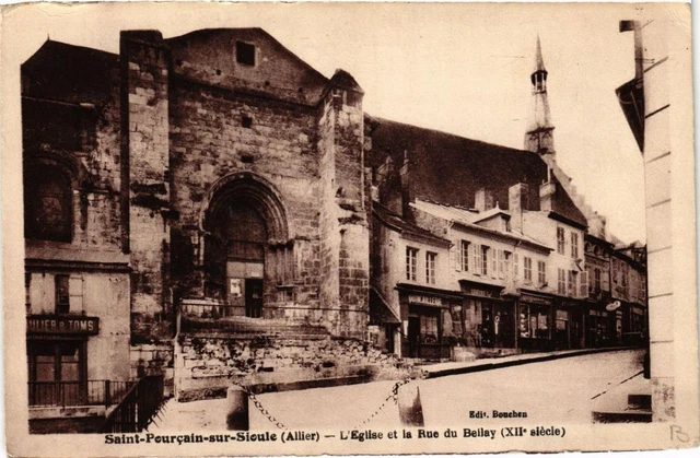 CPA AK St-POURCAIN-sur-SIOULE The Church and the Rue du Bellay (683336)