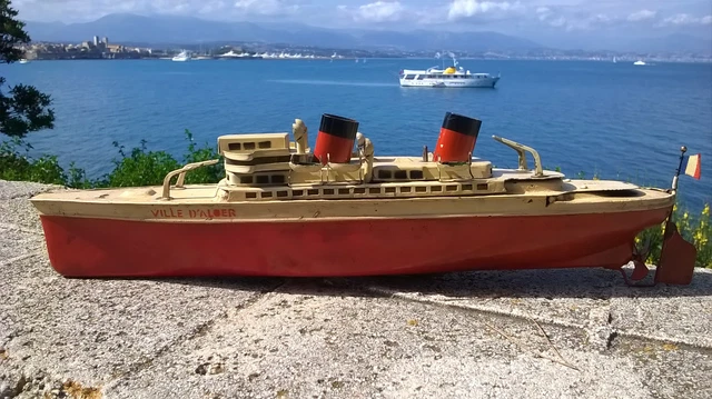Bateau Jouet Mécanique Arnold D. Baby - Paquebot Métal 31cm, Années 30