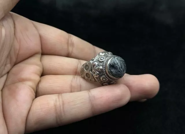 Wonderful Ancient Roman Solid Silver Ring With Old Mosaic Glass Gabri Stone 3