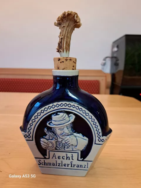 Schnupftabakflasche von Gebr. Bernard A.G. Regensburg "Aecht Schmalzlerfranzl"