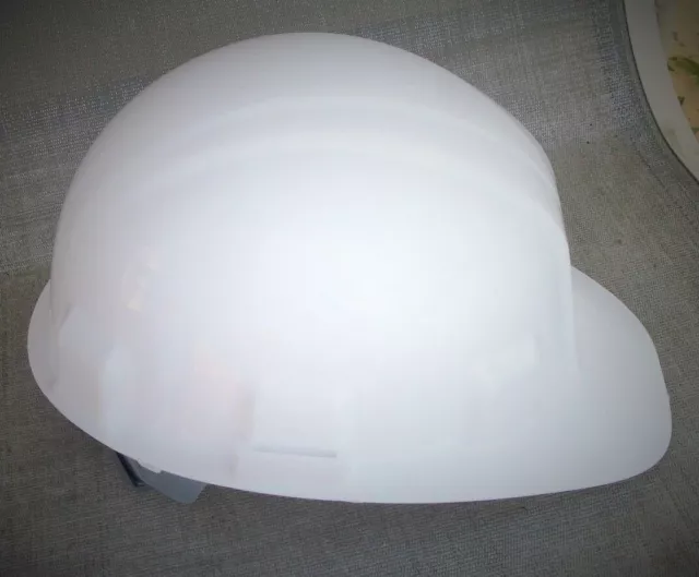 Kimberly Clark Jackson Safety Q40 Sentry Hard Hat Sz. 6 1/2