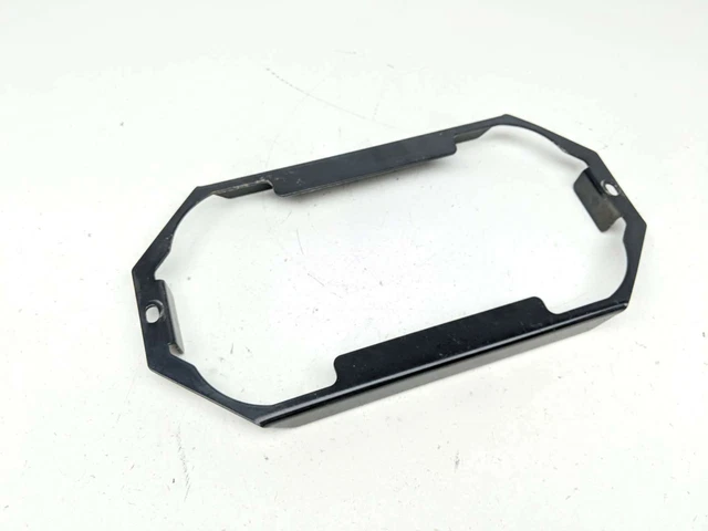 21 Tracker EV iS Battery Bracket Hold Down