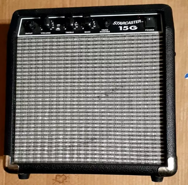 Fender Starcaster 15G 28 Watt Guitar Amplifier