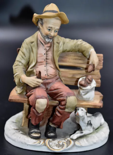 Capodimonte Figur Porzellan alter Mann auf der Bank Italien  H21cm