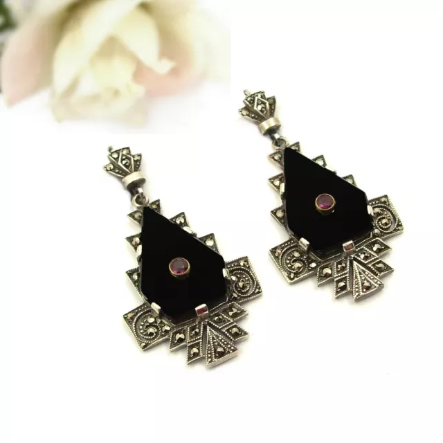 Breathtaking Vintage marcasite Art Deco Onyx & Ruby earrings 230405j