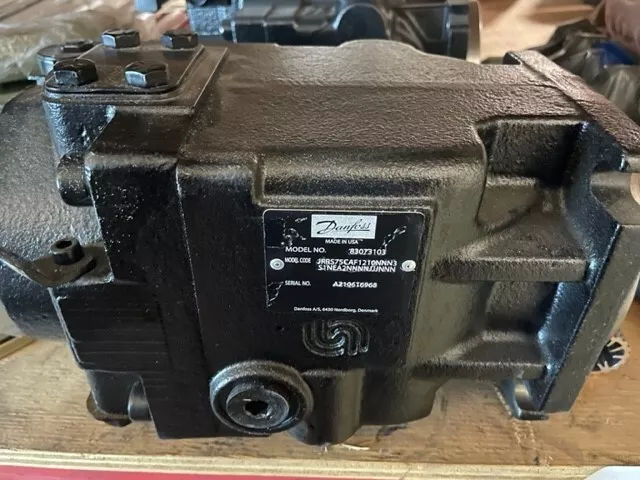 sauer danfoss hydraulic pump