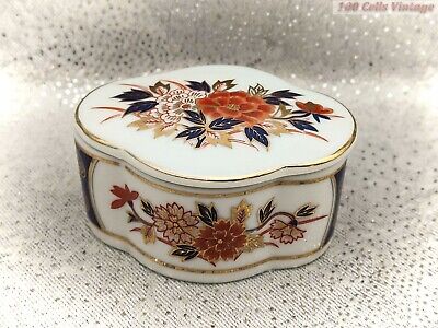White/Gold/Blue Floral China/Porcelain-Vintage Trinket/Jewellery/Pill Box-6cm