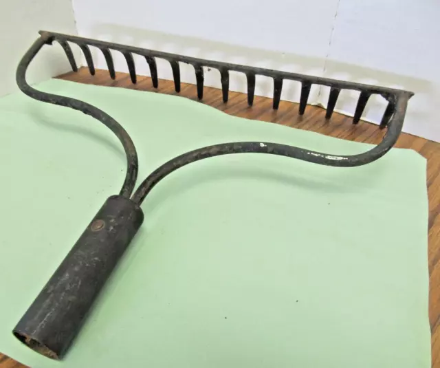 Vintage Garden Farm Rake Head 14 Tine ~ Repurpose Shelf / Wine Rack / Hanger