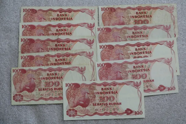 Indonesia - 10 Old Banknotes B27 #911