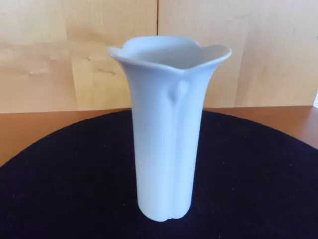 Vase 12,5  cm  hoch weiß von Arzberg-Porzellan NEU