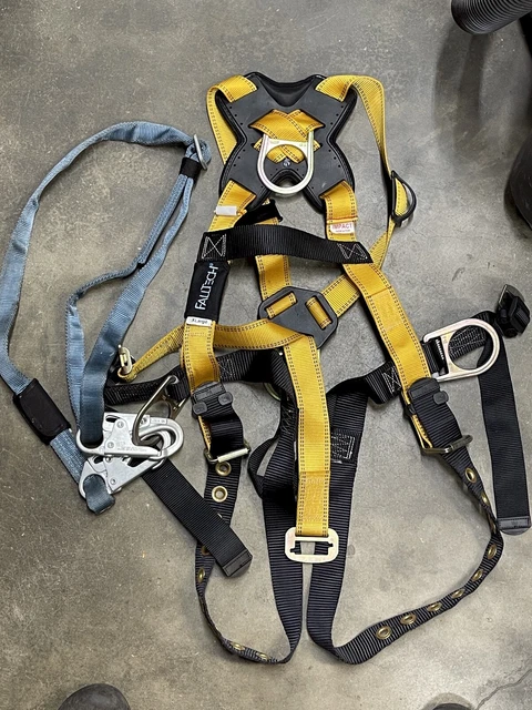 FallTech 7029XL Journeyman Full Body Polyester Harness with 4 D-Rings, Ex-Large