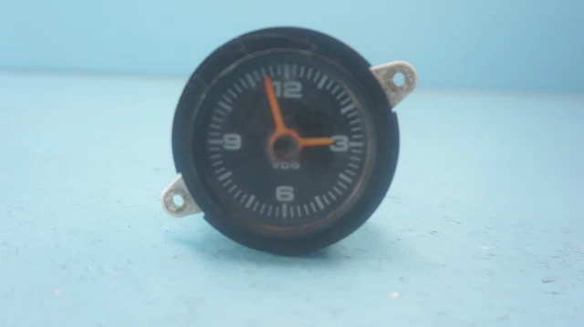 78--82  Porsche  928  ,  Dash Center  Analog Clock   , Oem , 92864170100