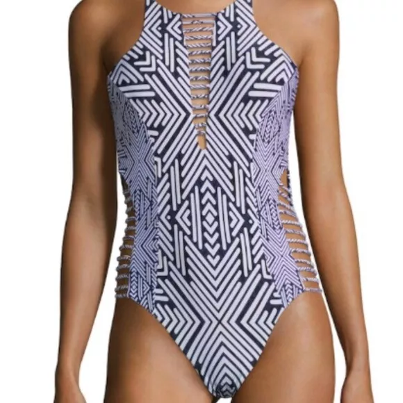 Red Carter Women's Criss-Cross One Piece Swimsuit Navy White Size 6 -