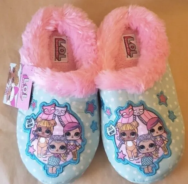 Kids LOL Suprise! Slippers NWT Blue Size Medium and Large