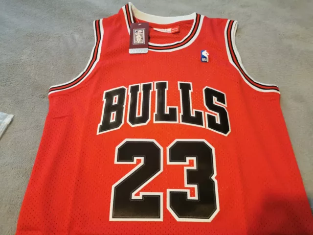 MICHAEL JORDAN CHICAGO Bulls NBA Basketball Jersey 23 1998 Size S