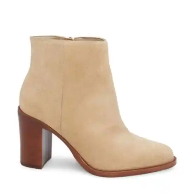 Vince Camuto Paitrilla Heeled Suede Bootie in Tan size 7.5 NWOB