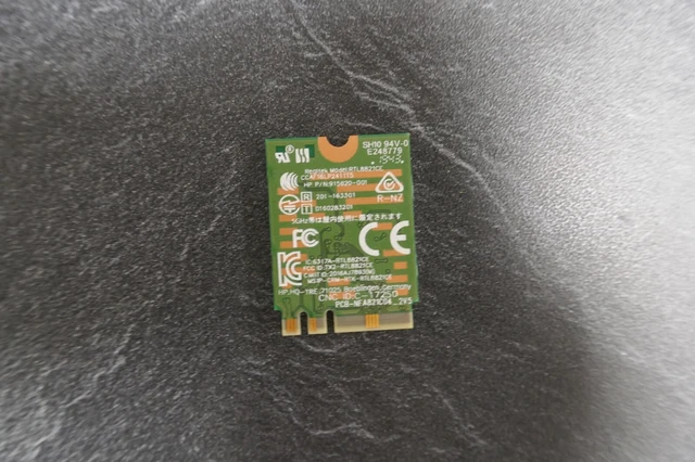 Porte-clés Métal Feuille Cannabis Verte Et Noire Porte-clés Métal Feuille Cannabis Verte Et Noire
