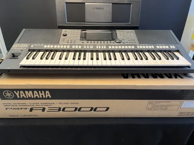 Yamaha PSR-1500 61-Key Arranger Workstation