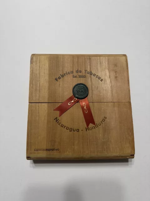 Fabrica de Tabacos, Wood Cigar Box Nicaragua - Honduras