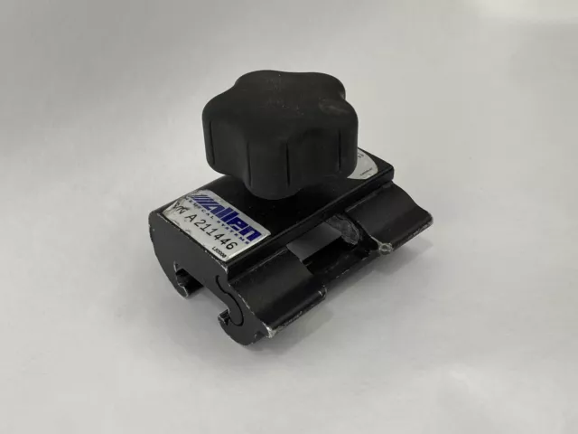 Allen Medical A-40040 Easy Lock Blade Clamp Accepts All 1in to .25in Flat Accs