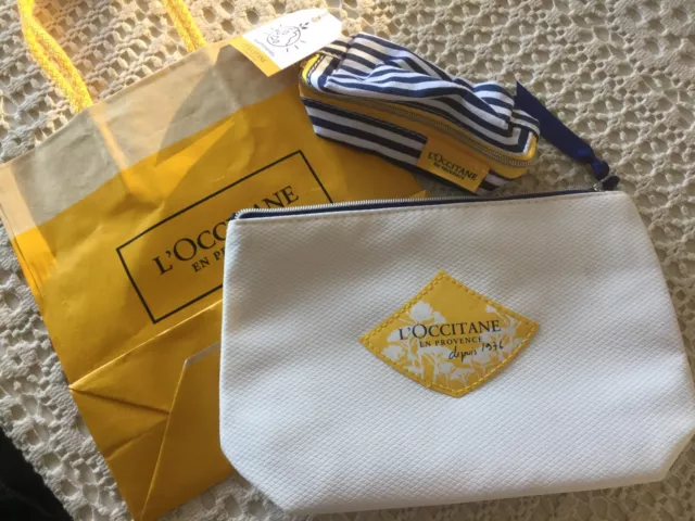 L'occitane: Lot De 2 Jolies Trousse Maquillage Ou Autre