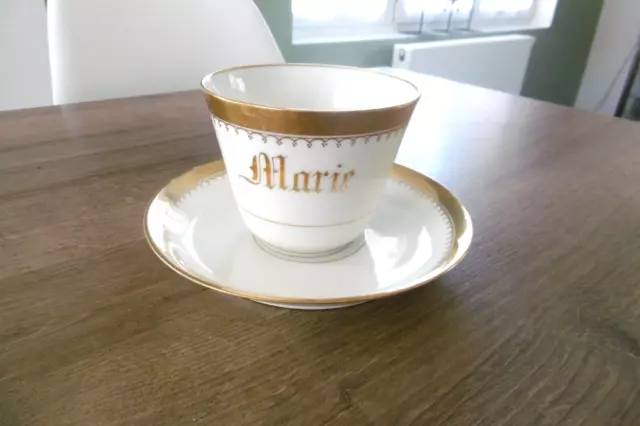 Ancienne tasse sous tasse a chocolat porcelaine Paris XIX siècle Marie communion