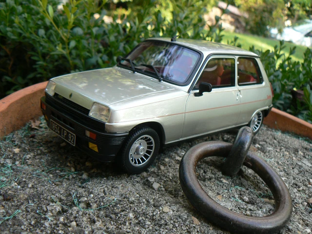 Maquette Renault 5 Alpine Turbo Gr2 TDC 1979 - Échelle 1/18 - Bleu - Résine - Ottomobile - Occasion