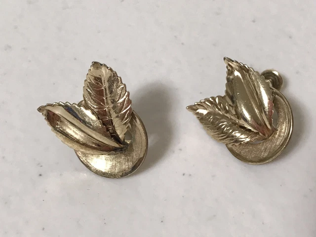 Vintage Van Dell Signed 1/20 12K Gold Filled Leaf Screw Back Earrings