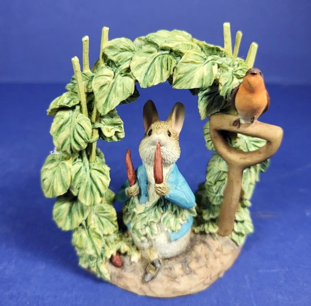 BOXED BORDER FINE Arts Beatrix Potter Peter Rabbit Garden Ceramic Arch