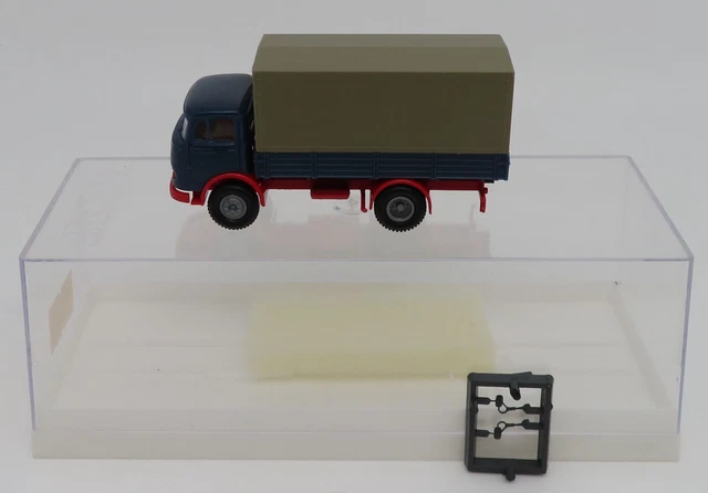 558989_4 558989_4