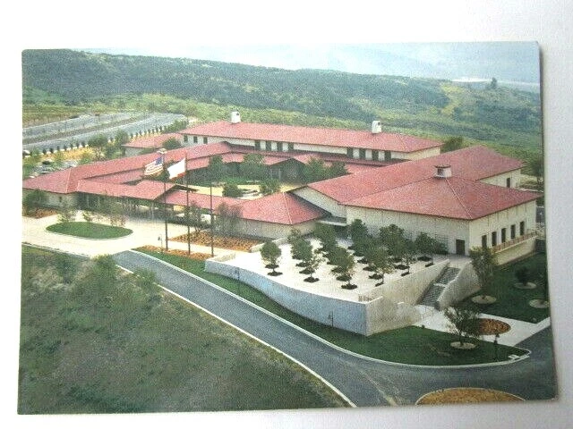Reagan Library and Museum Unposted Post Card -D23