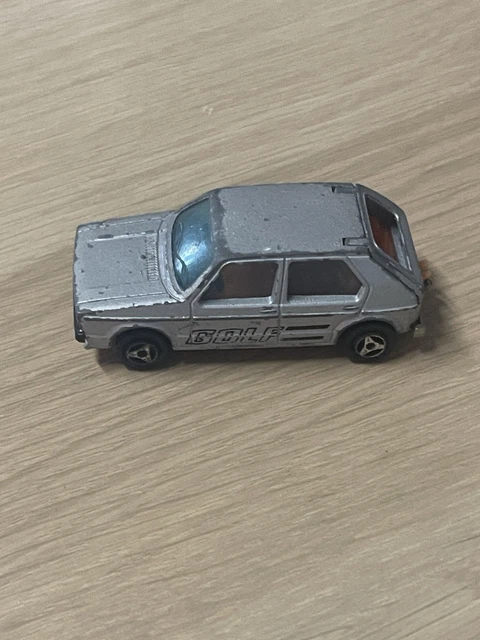 Ancienne voiture, Volkswagen VW, Cibie Beetle Kafer, Majorette, 1/60 Métal - Vendu