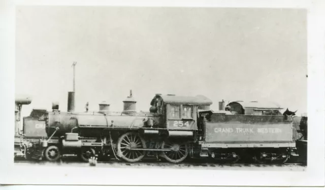 6E543 2ND GEN RP 1930/40s? GTW GRAND TRUNK WESTERN RAILROAD ENGINE #254