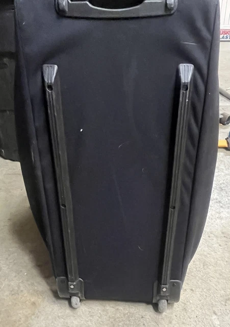 L.L. Bean Rolling Adventure Duffle- Large  EUC 2