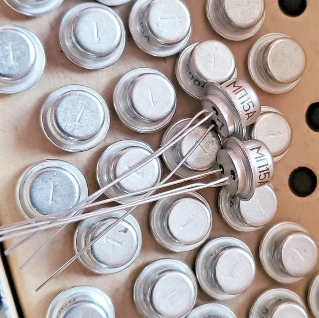100 Transistor Al Germanio PNP MP40A, Vintage Per Pedali Fuzz Fuzz Face, OC71 OC75, Soviet - Foto 3