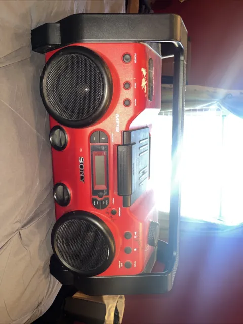 SONY ZS-H10CP HEAVY Duty CD Radio Boombox WORKING! w/power cord