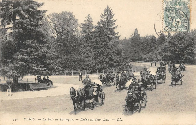 Cpa 75 Paris Le Bois De Boulogne Entre Deux Lacs