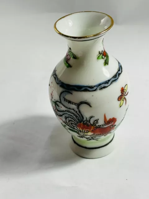 A very beautiful antique Chinese porcelain masterpiece