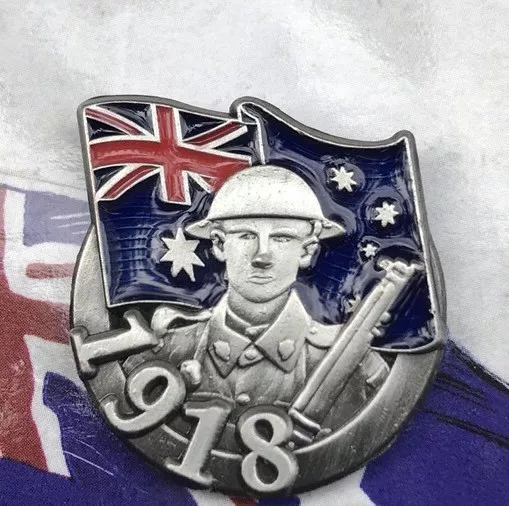 Australia in the Great War 1918 Soldier Lapel Pin Remembrance Day *ANZAC Day NEW