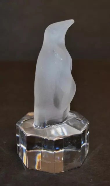 Vtg Signed 1987 GOEBEL Frosted Crystal Glass PENGUIN 4 1/4" Paperweight Figurine 2