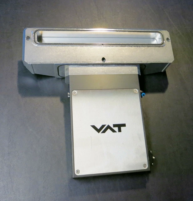 VAT Vacuum 0310X-CA24-AKK3/0749 A-784558 Slit Slot Gate Wafer Transfer Valve