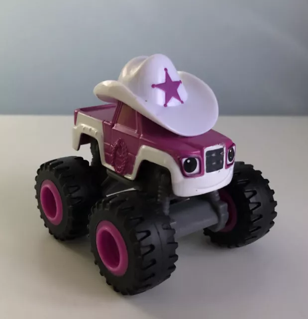 STARLA BLAZE AND The Monster Machines Die Cast Race Car RARE