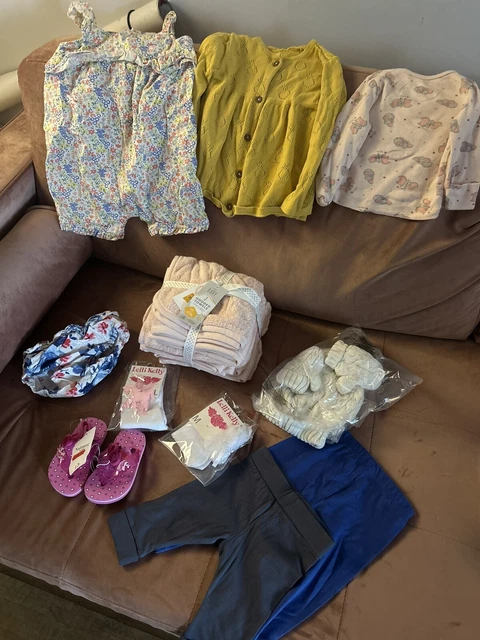 Pacchetto di abbigliamento per ragazze età 0-18 mesi. John Lewis, Lelli Kelly, Cath Kidston
